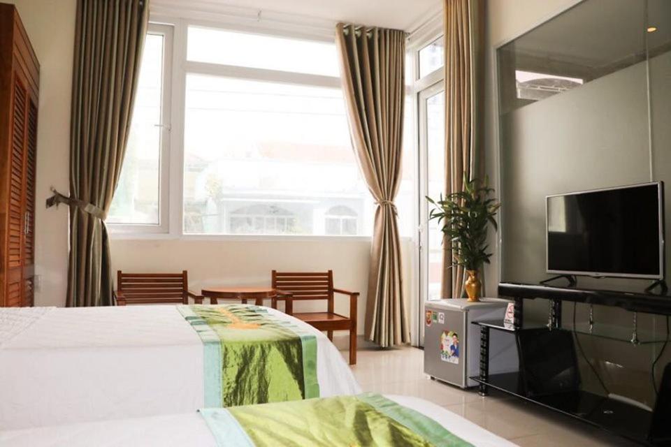 Pelican Nha Trang Hotel Exterior foto